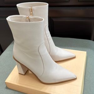 Bellini Mirie Booties - Ivory